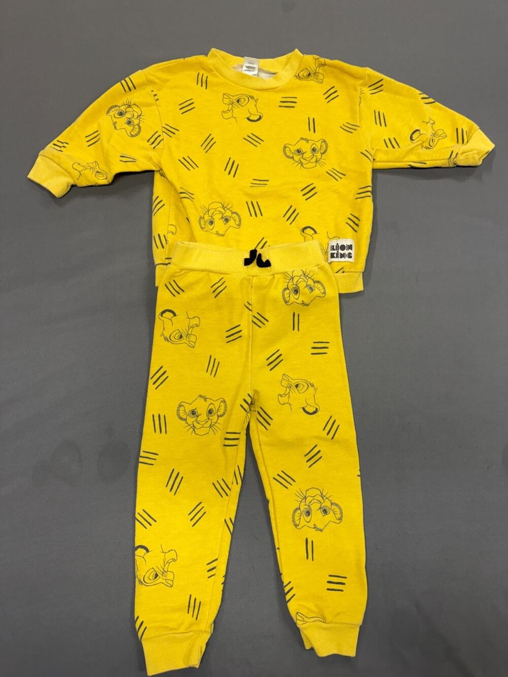 Disney Baby Lion King Simba 2 Piece Sweatsuit Yellow Toddler 24 Months Outfit